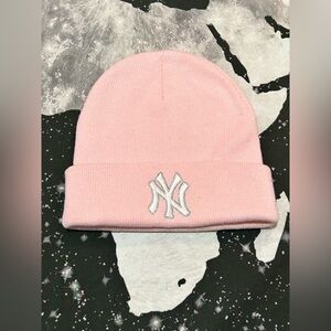 New York Yankees beanie